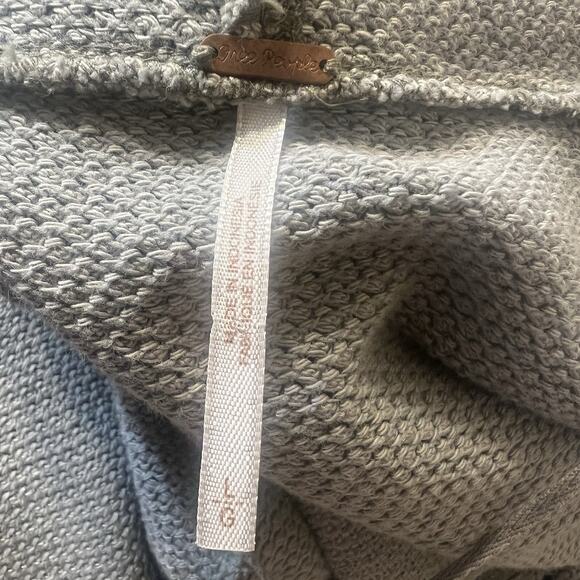 Free People Big Chill Cardigan Gray Large Waffle Knit Long Distressed - Picture 5 of 13